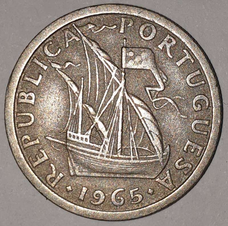 1965 - 2.5 ESCUDOS - 2$50 - 2 1/2 - PORTUGAL - PORTUGUESA - KM#590 - COPPER-NICKEL - PORTUGUESE